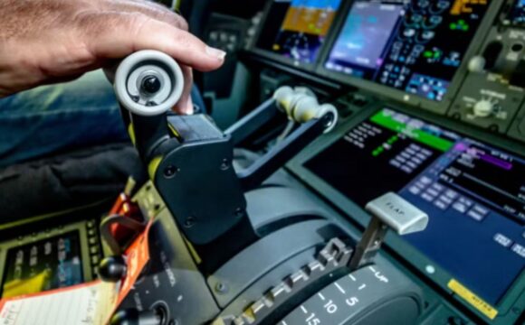 Boeing 787 kazasında pilot kalkışta motoru kapattı iddiası!